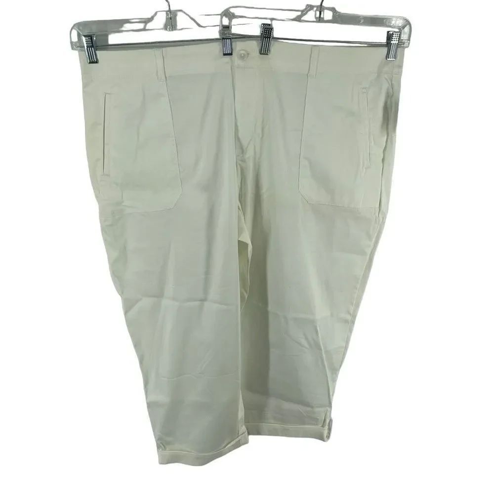 Westport Women's Capri Pants Cuffed Hem Mid Rise Signature Fit Cream Size 24W - Picture 6 of 16
